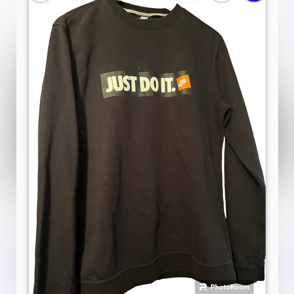 Nike Just Do It NEW Age Modern Black Box Logo Sz M Pullover Crewneck Sweatshirt - Picture 3 of 9